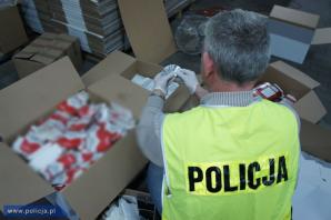 Łódź: Zlikwidowano drukarnię produkującą opakowania do lewych papierosów!  