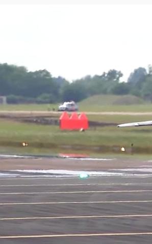 VIDEO: Świat zachwycony wyczynem polskiego pilota w Wielkiej Brytanii! Hit internetu!